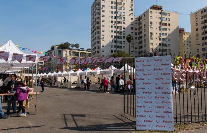 LEGA LA FERIA FESTIVA AL PLAYÓN DEL MERCADO DE PULGAS