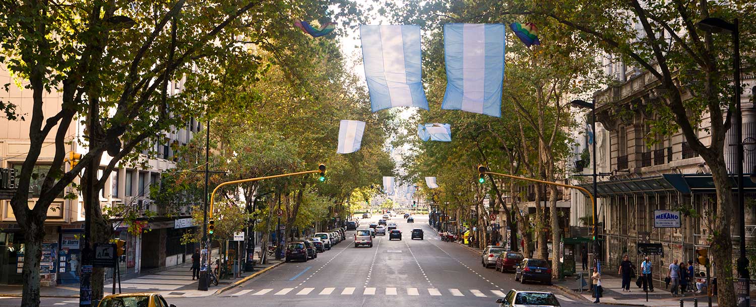 LA CIUDAD PRESENTÓ UN RECORRIDO DIGITAL POR LA AV. DE MAYO