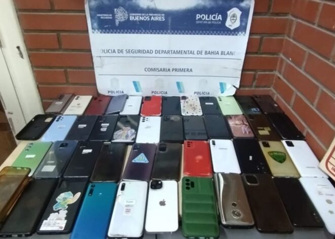 LA POLICÍA DE LA CIUDAD RECUPERÓ MÁS DE 40 CELULARES ROBADOS Y LOS DEVOLVIÓ A SUS DUEÑOS