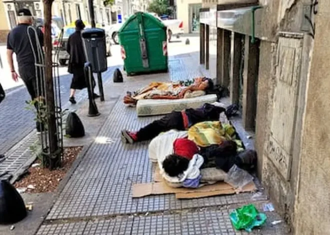 EL LEGISLADOR RAMIRO MARRA PIDIÓ LEVANTAR A LAS PERSONAS QUE DUERMEN EN LA CALLE