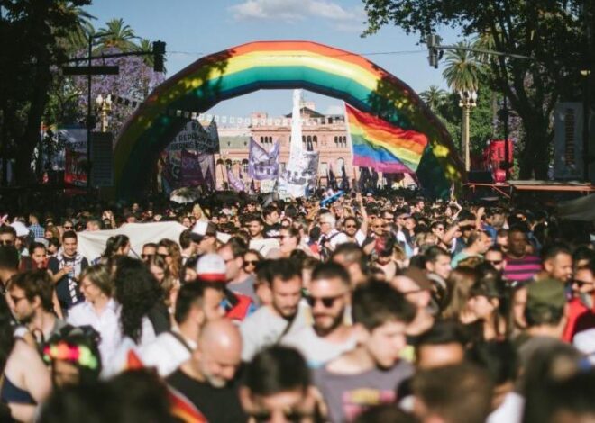 AUMENTAN LAS ADHESIONES A LA MARCHA DEL ORGULLO ANTIFASCISTA Y ANTIRRACISTA LGBTIQ+