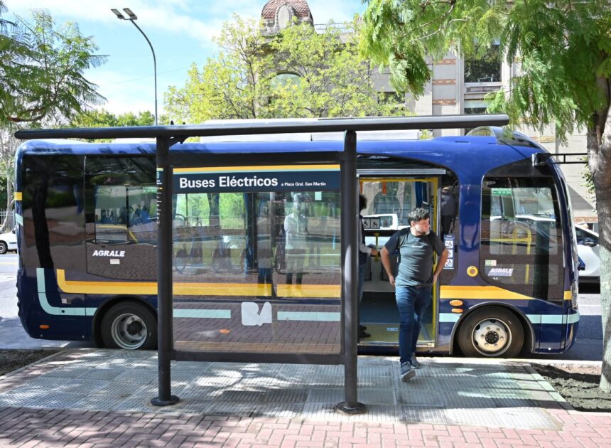COMIENZA A FUNCIONAR LA PRIMERA LÍNEA DE BUSES ELÉCTRICOS DE LA CIUDAD