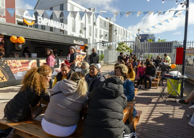 LA CIUDAD INAUGURÓ EL PATIO GASTRONÓMICO DEL BARRIO MUGICA