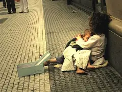 LA CIUDAD LANZÓ UN CONCURSO PARA PRESENTAR PROYECTOS QUE FAVOREZCAN LA INCLUSIÓN DE PERSONAS EN SITUACIÓN DE CALLE
