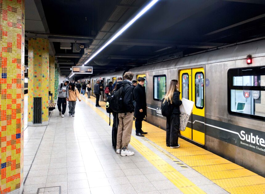 LA CIUDAD COMPRÁ NUEVAS UNIDADES DE SUBTE PARA LAS LÍNEAS A Y C