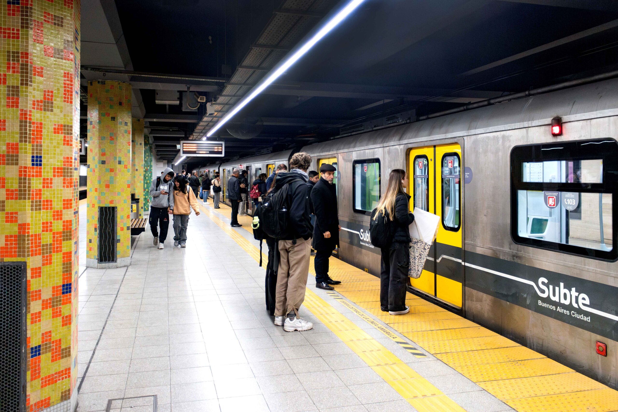 LA CIUDAD COMPRÁ NUEVAS UNIDADES DE SUBTE PARA LAS LÍNEAS A Y C