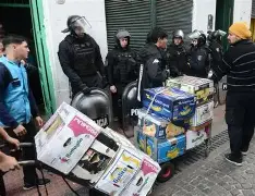 DESALOJO EN LA CASA BLAQUIER