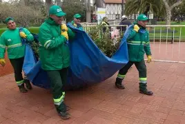 CONTUNÚA LA ENTREGA DE ESQUEJES EN EL ROSEDAL
