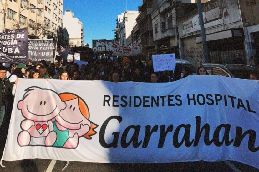 MASIVA MARCHA EN APOYO AL GARRAHAN
