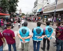 DESALOJARON A MANTERON EN LINIERS