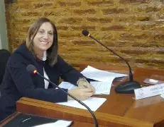 PROPONEN DEROGAR LA OBLIGATORIEDAD PARA QUE LOS MEDIOS PÚBLICOS DIFUNDAN MÚSICA NACIONAL