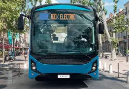 JORGE MACRI BUSCA QUE HAYA MÁS COLECTIVOS ELÉCTRICOS EN LA CIUDAD