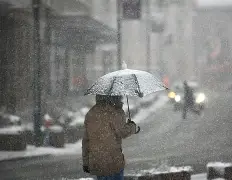 VUEVEN LAS LLUVIAS Y FRÍO A LA CIUDAD