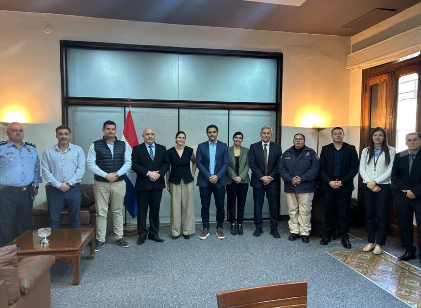 EL GOBIERNO PORTEÑO ACORDÓ CON PARAGUAY ESTRATEGIAS DE SEGURIDAD EN ENTORNOS URBANOS Y DEPORTIVOS