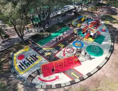 CINCO PATIOS DE JUEGOS RENOVADOS PARA IR CON LOS MÁS CHICOS EN LA CIUDAD