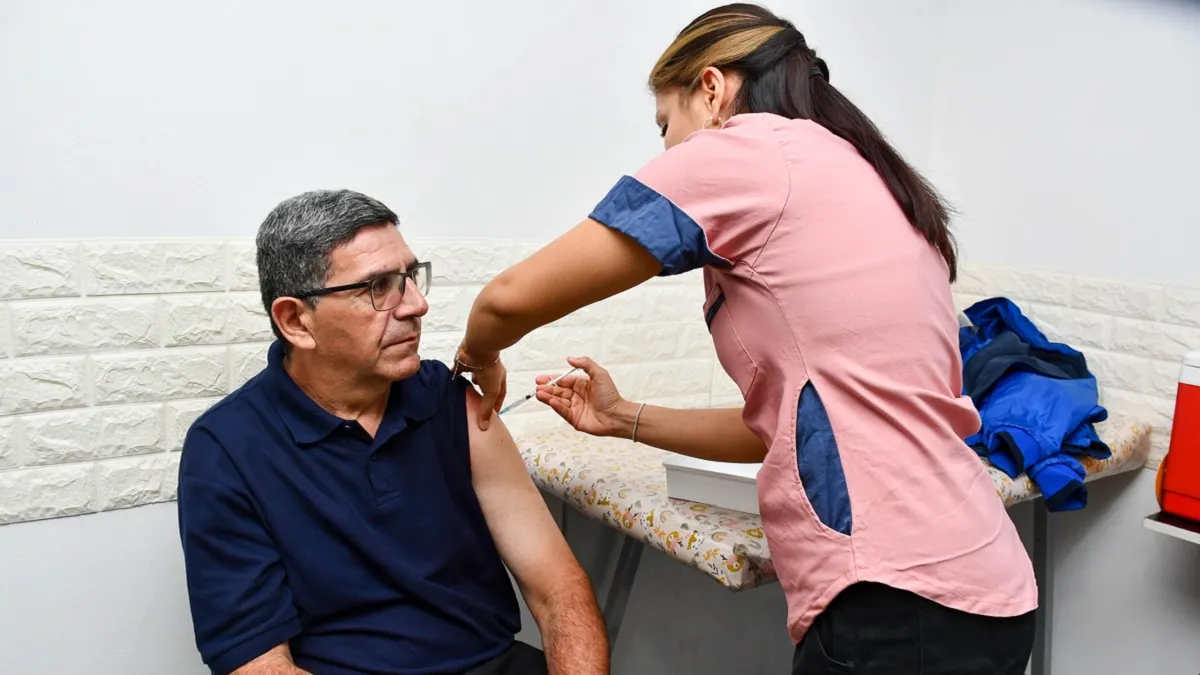 EL GOBIERNO PORTEÑO ABRIÓ UNA NUEVA ETAPA EN EL PLAN DE VACUNACIÓN CONTRA EL DENGUE