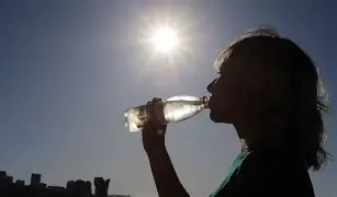 RECOMENDACIONES PARA EVITAR GOLPES DE CALOR
