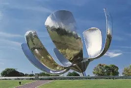 VUELVE A ESTAR COMPLETA LA FLORALIS GENÉRICA LUEGO DE LAS REFACCIONES