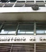 EL MINISTERIO DE SALUD PORTEÑO ADVIERTE SOBRE POSIBLES ESTAFAS Y MENSAJES