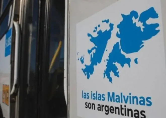 LOS COLECTIVOS DE LA CIUDAD DEBERÁN LLEVAR LA LEYENDA “LAS ISLAS MALVINAS SON ARGENTINAS”