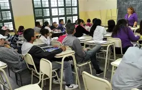 SE PERMITIRÁN 20 INASISTENCIAS POR AÑO EN LA SECUNDARIA