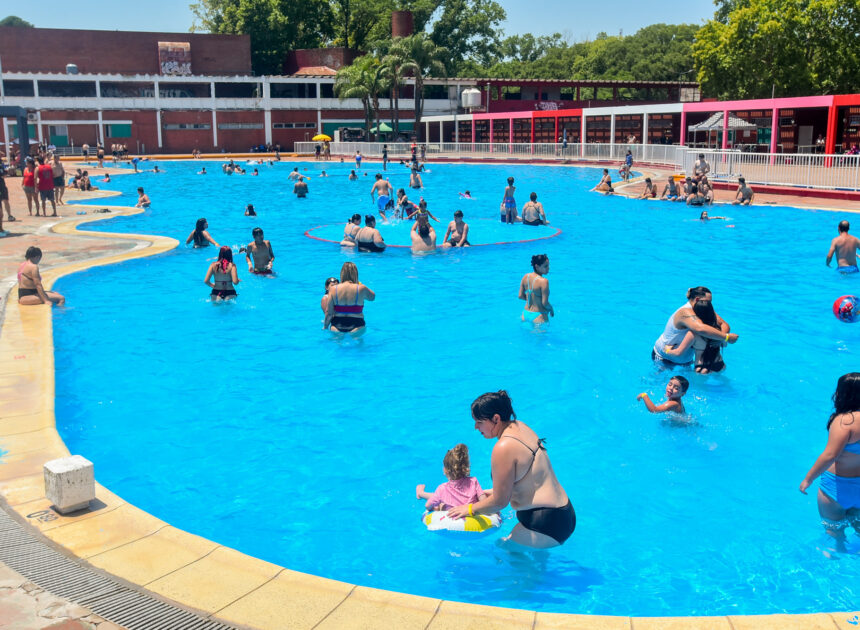 DESDE HOY, LAS PILETAS DE LA CIUDAD PODRÁN DISFRUTARSE TODO EL DÍA