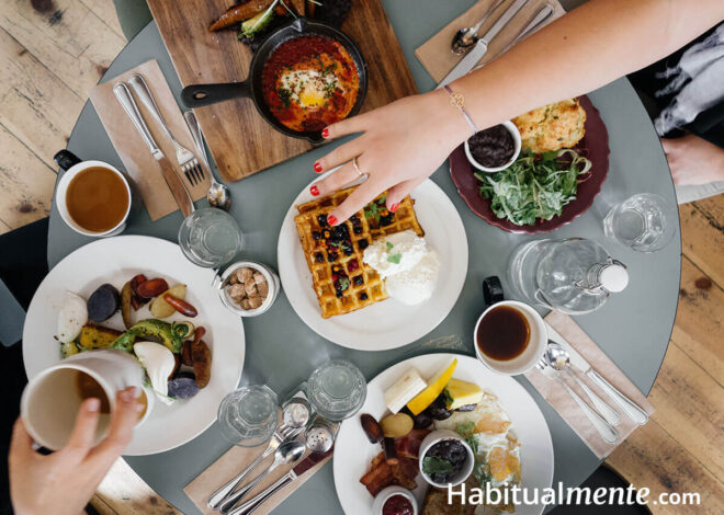 VACACIONES Y ALIMENTACIÓN SALUDABLE: RECOMENDACIONES PARA COMER BIEN FUERA DE CASA