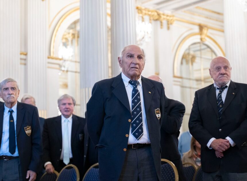 HOMENAJE A LOS PUMAS EN LA LEGISLATURA PORTEÑA
