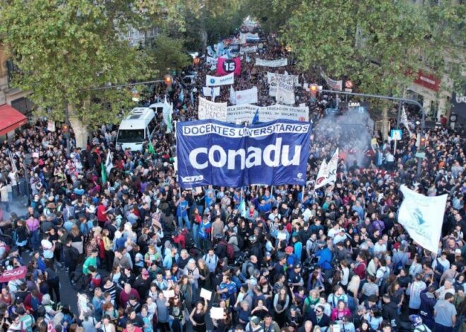 SE APROBÓ UN PARO POR EL CONFLÍCTO UNIVERSITARIO
