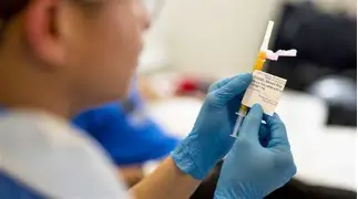 UNA VACUNA LOGRÓ PREVENIR LA REAPARICIÓN O DISEMINACIÓN DEL MELANOMA