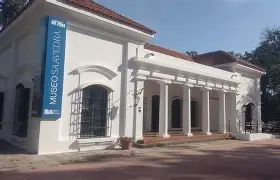 NUEVAS EXPOSICIONES DE ESCULTURAS EN LOS MUSEOS SAAVEDRA Y PERLOTTI