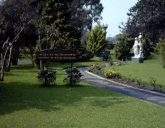 CEMENTERIO BRITÁNICO: BUSCAN AUTORIZAR CREMATORIO