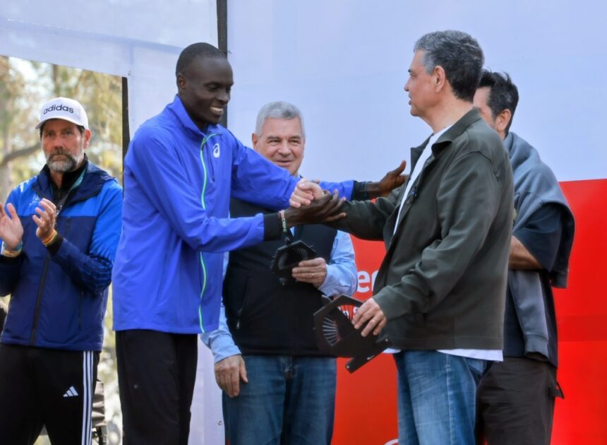 UNA GRAN FIESTA DEPORTIVA: MÁS DE 16 MIL CORREDORES DE 64 PAÍSES DISPUTARON LA MARATÓN EN LAS CALLES DE LA CIUDAD