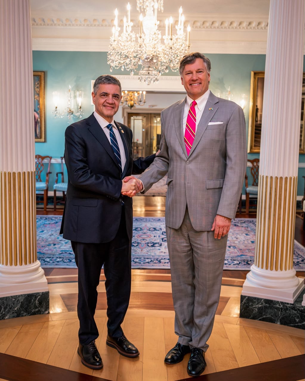 JORGE MACRI SE REUNIÓ CON CHRISTOPHER LANDAU EN WASHINGTON