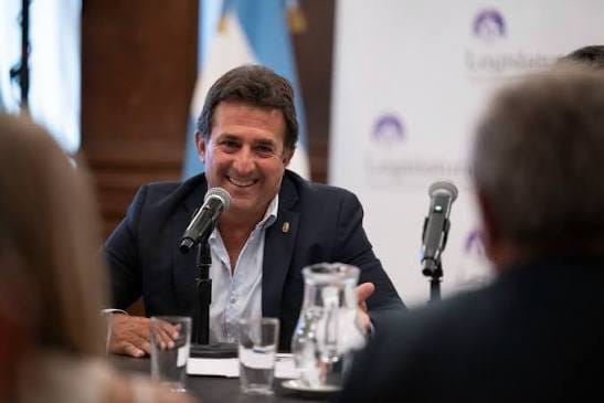 LA LEGISLATURA CONMEMORÓ EL DÍA INTERNACIONAL DE LA DEMOCRACIA