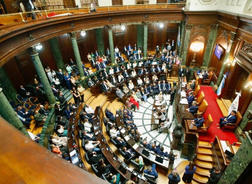 ESCOLARIDAD DESDE LOS TRES AÑOS, MODIFICACIÓN DE LA LEY 342 Y DESIGNACIÓN DE AUTORIDADES EN LA DEFENSORIA DEL PUEBLO