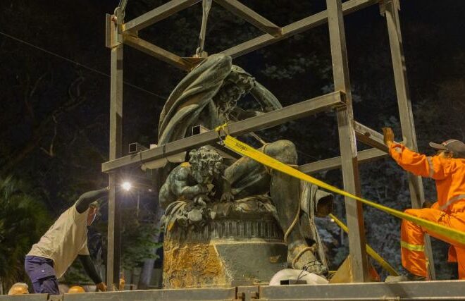 FUENTE MONUMENTAL: UNIRÁN EN UNA SÓLA PIEZA POR PRIMERA VEZ LAS PARTES DE LA ESCULTURA