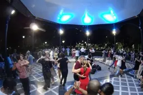PROPONEN DISTINGUIR A LA MILONGA ABIERTA DE BARRANCAS DE BELGRANO