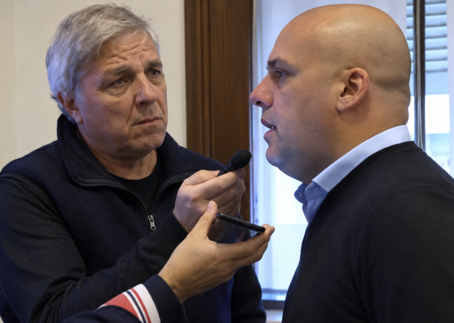 DISTINGUIERON A UN DISTINGUIDO PERIODISTA ACREDITADO EN LA LEGISLATURA PORTEÑA