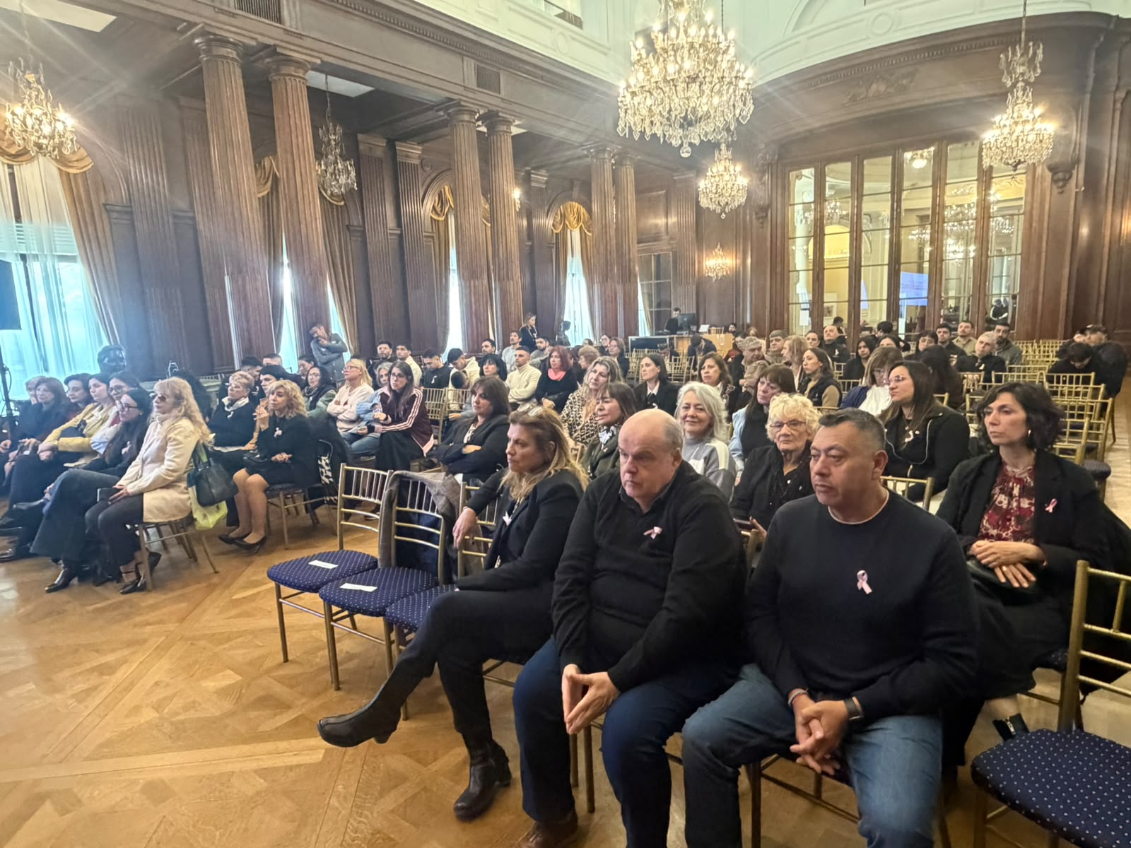 LA LEGISLATURA REALIZÓ UNA JORNADA DE PREVENCIÓN Y TRATAMIENTO DEL CÁNCER